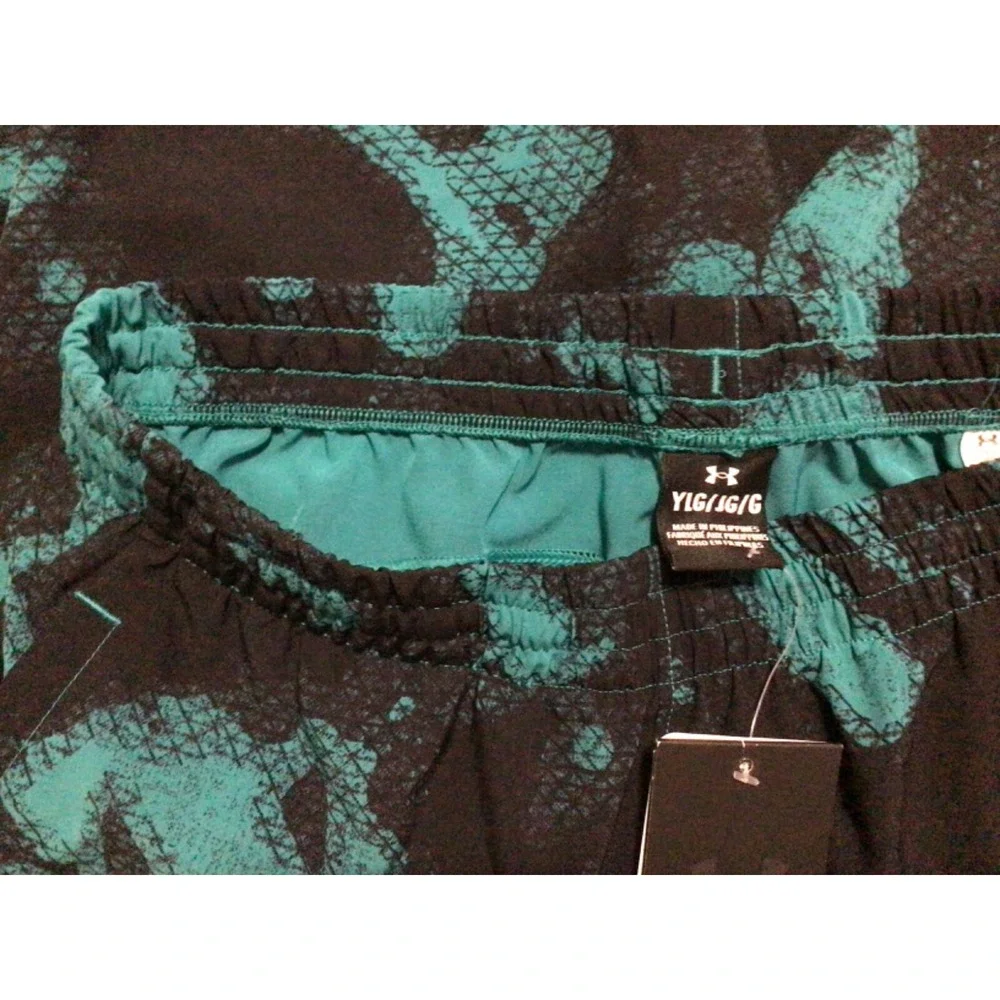 NEW Under Armour Boys YOUTH Project Rock UA Woven Shorts Size YL 1379006